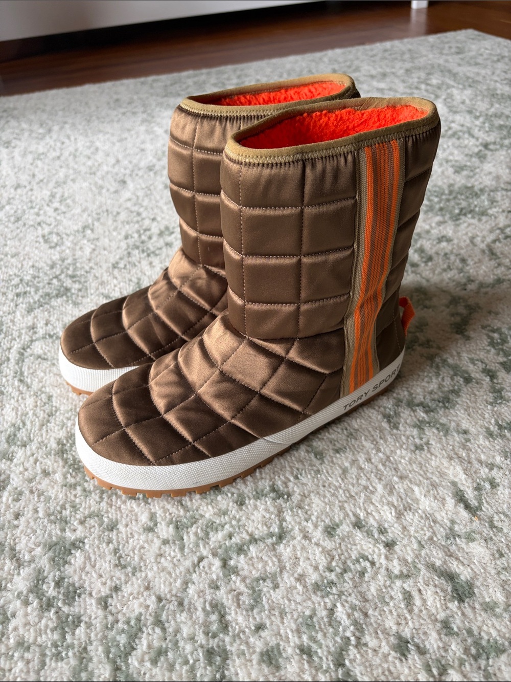 Tory Sport Quilted Brown Boots with Orange Trim